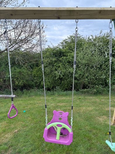 Baby swing