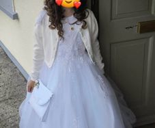 Beautiful first communion dress + accesories (like new used once for Church and home photos)