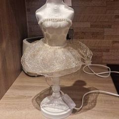 Manikin table lamp