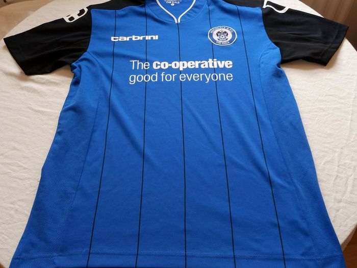 2011/12 Rochdale Home Jersey Size L Adults