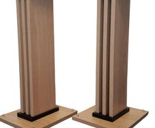 Speakers stands