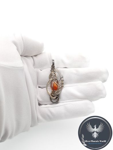 Vintage 925 Sterling Silver & Carnelian Artisan Pendant