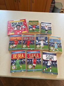 ultimate football heroes
