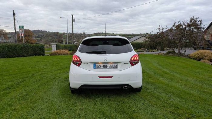 2015 Peugeot 208
