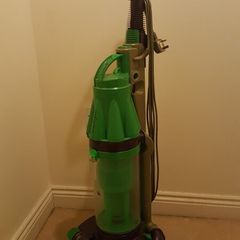 Dyson DC07 Upright - brush control - hepa