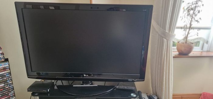 47 inch HD TV