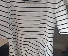 ladies top. M&S size 14