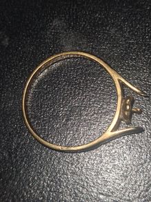9ct gold ring