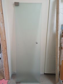 glass door