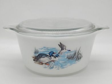 Vintage Retro Jaj Pyrex Wildfowl Casserole Dish Flying Ducks 1960s Mid ...