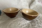 Emlie Henry - 2 Colour Brown/Tan Bowls