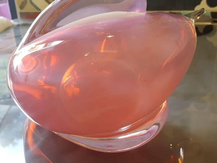 Murano Glass Pink Opaline Swan