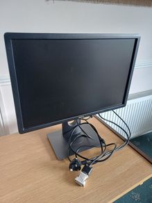 22" Dell Flat Panel Monitor