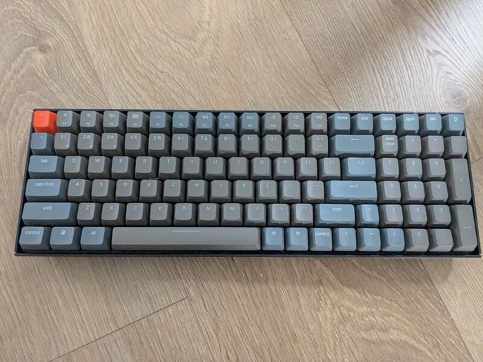 Keychron K4 RGB bluetooth mechanical keyboard - Brown switches