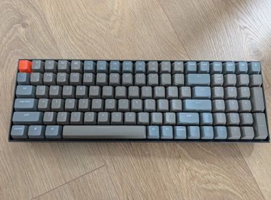 Keychron K4 RGB bluetooth mechanical keyboard - Brown switches