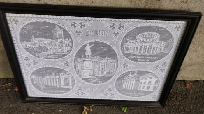 Original Dublin Buildings Pic in Lace