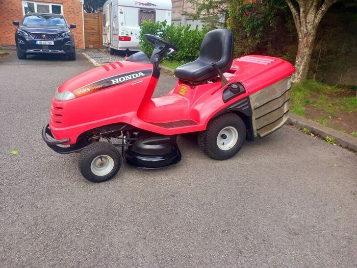 ride on lawnmower