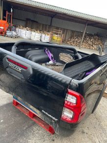 Toyota hilux tub