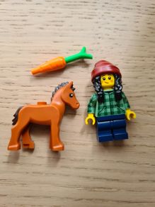 lego horse and groom collectible series 22