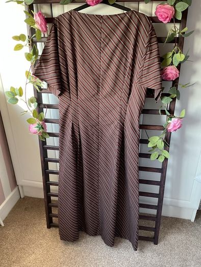 dress brown striped cotton dress with pockets size 12