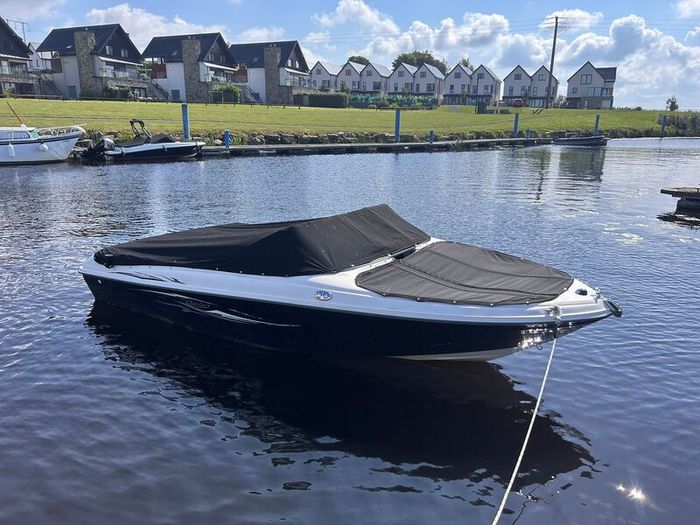 Speed Boat