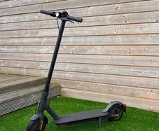 Xiaomi Mi Electric Scooter Pro 2 - Excellent Condition, Honeycomb Tyre, Long Range