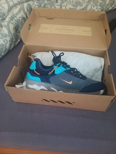 Nike  React Live