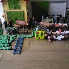 schleich farm