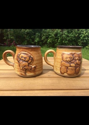 Vintage Bear Mugs Pair