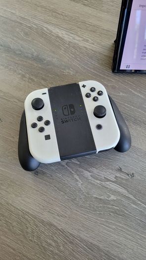 Nintendo Switch OLED Bundle