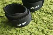 Wrist wraps. Gym weightlifting wraps