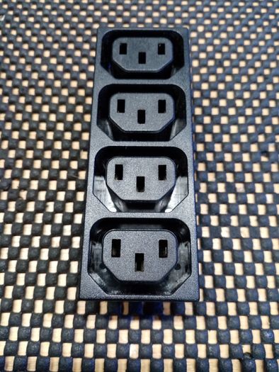 IEC socket (4 Way)