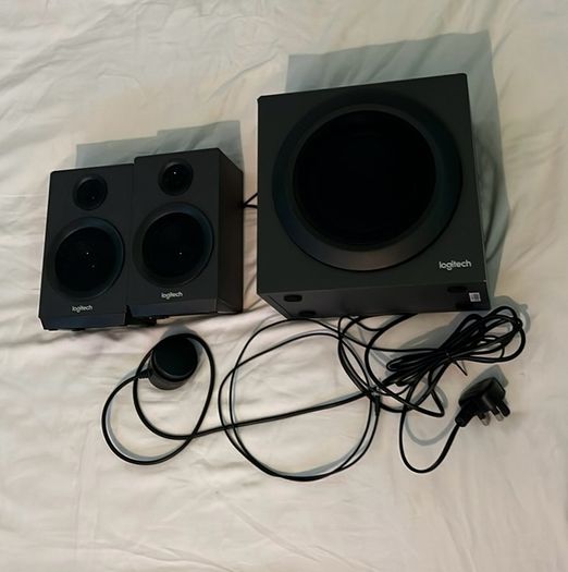 Logitech z333 2.1 speaker system