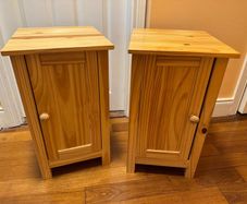 Bedside lockers