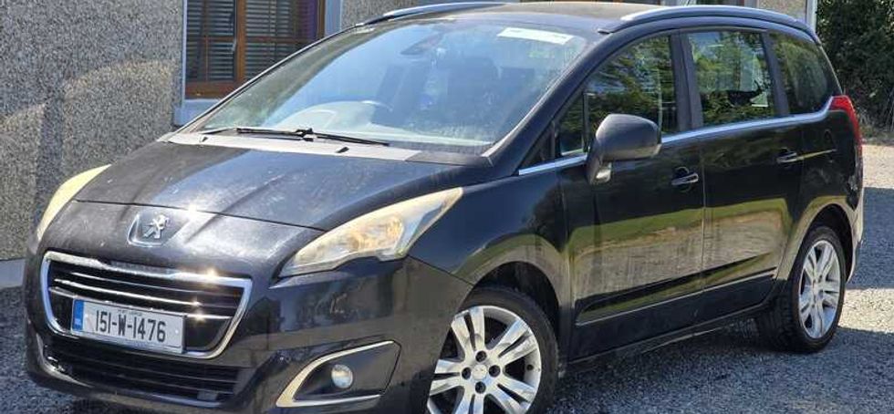 2015 Peugeot 5008 1.6 Diesel Cheap tax 7 seater