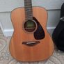 Guitar Yamaha Acoustic Image 6