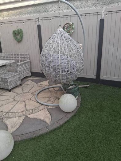 Egg Chair with cushion
