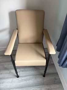 Orthopedic chair