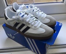 Adidas Samba runners (Size 8.5)