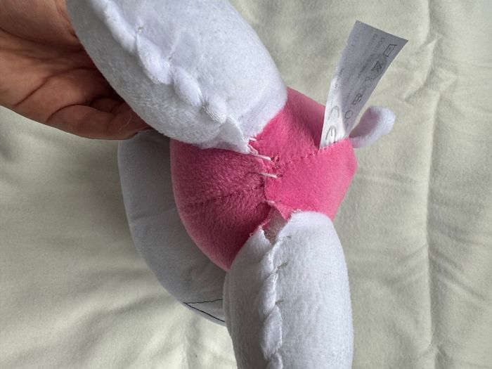 Sanrio Hello Kitty Plush Used Please look at the pictures