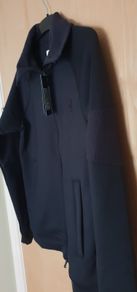 NEW  Under Armour  Jacket /Jumper M