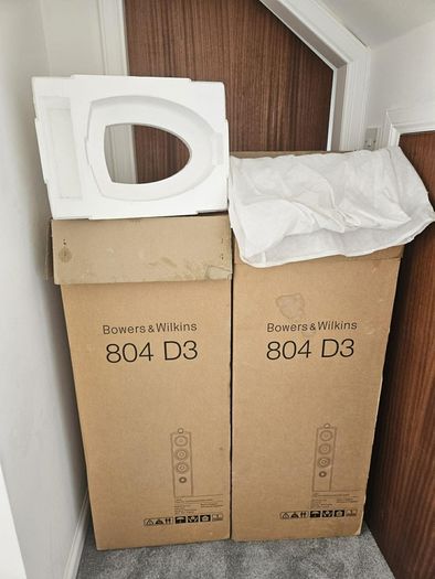 Stunning Iconic Like New Boxed Pristine Condition Bowers And Wilkins 804D3 Only Set in Ireland half the RRP
