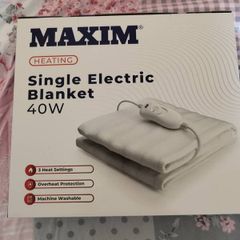 Single Heated Blanket - BNIB