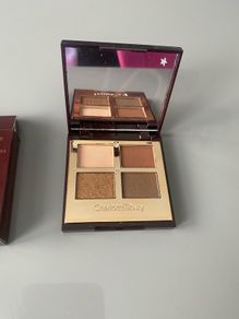 Charlotte tilbury eyeshadow piece