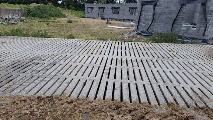 Concrete slats