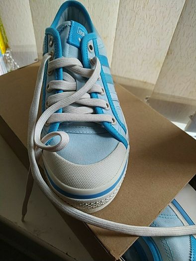 NEW: Adidas girls platform size 4 trainers