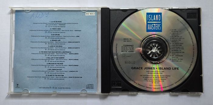 Grace Jones - Island Life