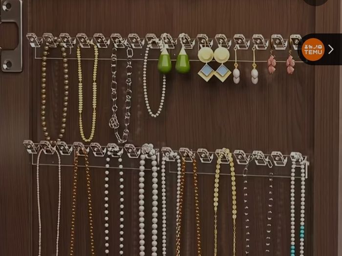 Only 1 Euro Each Or All 6 For Only 5 Euro!! - Brand New Self Adhesive Wall Mounted Jewellery Organiser Rack x8 Hooks - RRP - 1.16