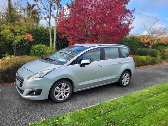 7 Seater Peugeot  5008 Diesel with NCT