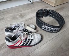 lifting shoes and weight belt (small)